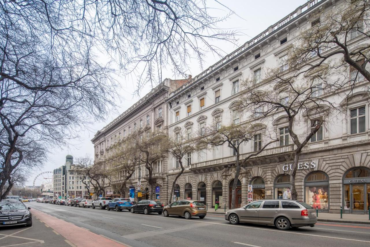 Stunning Apartment In The Hearth Of Budapest Exterior foto