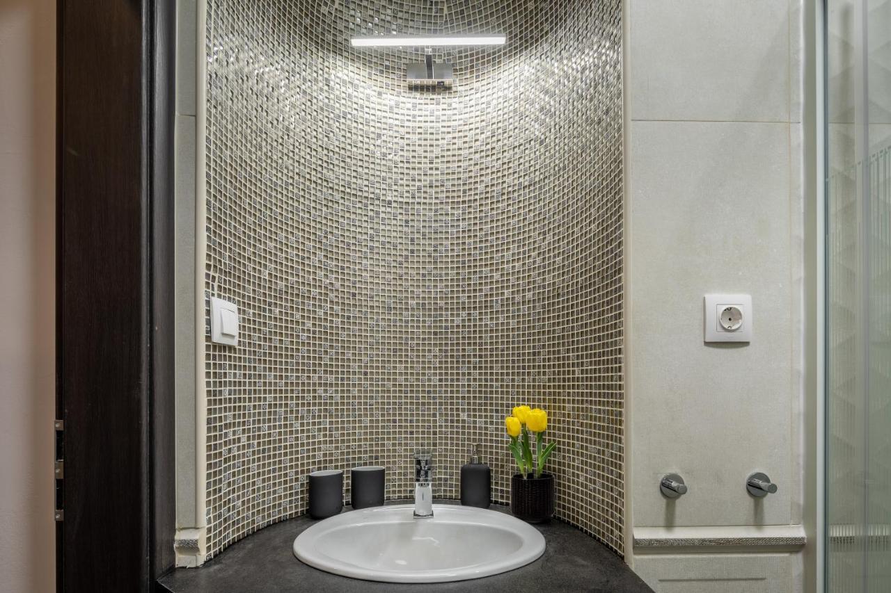 Stunning Apartment In The Hearth Of Budapest Exterior foto